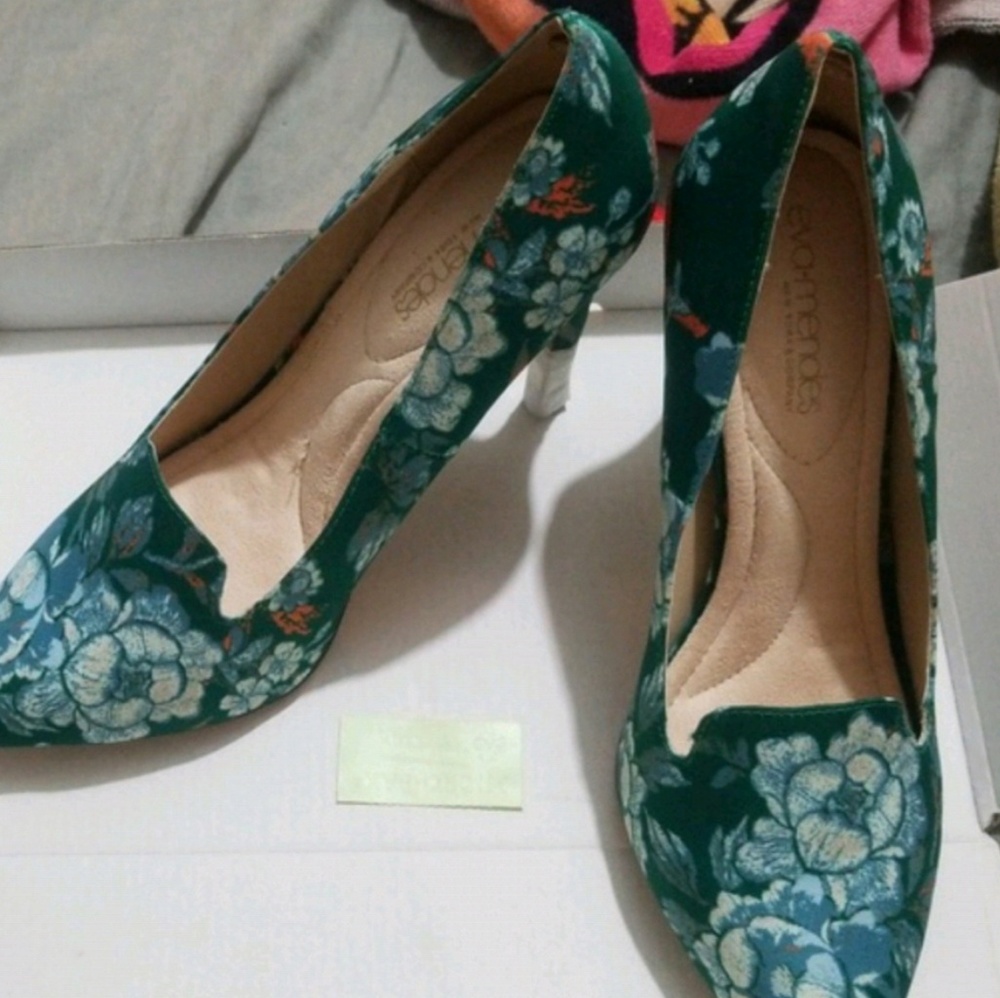 Eva Mendes Heels